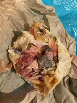 مراجعة المستهلك - سلامة الغذاء Taco Bell, Veterans Parkway, Bloomington, IL, USA I had Taco Bella I ordered a Melty Pepper Jack Ste... صورة فوتوغرافية #2