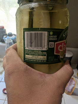 消费者食品安全报告 Target, North Perris Boulevard, Perris, CA, USA The pickles tasted like straight crushed Xanax very... 照片 #6
