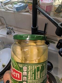 消费者食品安全报告 Target, North Perris Boulevard, Perris, CA, USA The pickles tasted like straight crushed Xanax very... 照片 #7