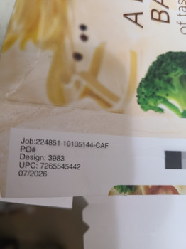 消费者评论 - 食品安全 Walmart Supercenter, Gosford Road, Bakersfield, CA, USA I ate the healthy choice skillet chicken alf... 照片 #2