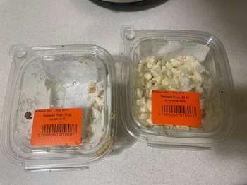 Verbraucherbewertung – Lebensmittelsicherheit Albertsons, 10th Avenue South, Great Falls, MT, USA I bought macaroni salad and seafood salad premad... Foto #2