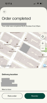 Reseña del consumidor - Seguridad alimentaria sweetgreen - Healthy Salads, Wraps, and Bowls, East 61st Street, New York, NY, USA Ordered 2- Molly... foto #2