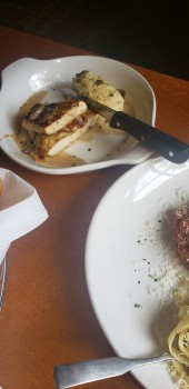 Consumer Review - Food Safety Olive Garden Italian Restaurant, 3rd Street North, Oakdale, MN, USA My boyfriend took me. We both ha... photo #4
