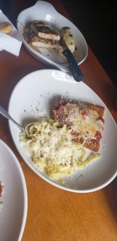 Consumer Review - Food Safety Olive Garden Italian Restaurant, 3rd Street North, Oakdale, MN, USA My boyfriend took me. We both ha... photo #2