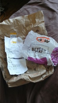 消费者评论 - 食品安全 A&W Canada, Walkers Line, Burlington, Ontario, Canada Ate beyond meat burger , Symptoms started with... 照片 #2