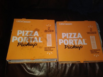 Consumer Review - Food Safety Little Caesars Pizza, Davis Park Road, Gastonia, NC, USA I ordered the 5 meat special thin crust wel... photo #1