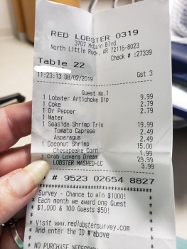 Consumer Review - Food Safety Red Lobster, McCain Boulevard, North Little Rock, AR, USA We ate at 11:23 am. There was 3 of us in t... photo #1