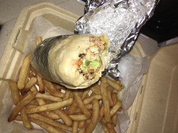 Avis du consommateur - Sécurité alimentaire Vivaldi's Pizzeria, Cheshire Road, Pittsfield, MA, USA Ordered last night got Italian around 10pm cl... photo #2
