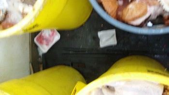 Informe de seguridad alimentaria del consumidor Walmart Supercenter, Lapalco Boulevard, Marrero, LA, USA The meat department is completely hazardous... foto #25