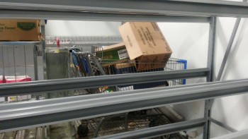 Informe de seguridad alimentaria del consumidor Walmart Supercenter, Lapalco Boulevard, Marrero, LA, USA The meat department is completely hazardous... foto #143