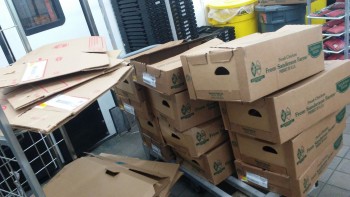 Informe de seguridad alimentaria del consumidor Walmart Supercenter, Lapalco Boulevard, Marrero, LA, USA The meat department is completely hazardous... foto #251