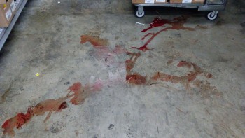 Informe de seguridad alimentaria del consumidor Walmart Supercenter, Lapalco Boulevard, Marrero, LA, USA The meat department is completely hazardous... foto #302