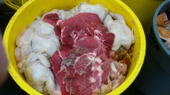 Informe de seguridad alimentaria del consumidor Walmart Supercenter, Lapalco Boulevard, Marrero, LA, USA The meat department is completely hazardous... foto #331