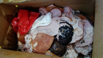 Informe de seguridad alimentaria del consumidor Walmart Supercenter, Lapalco Boulevard, Marrero, LA, USA The meat department is completely hazardous... foto #334