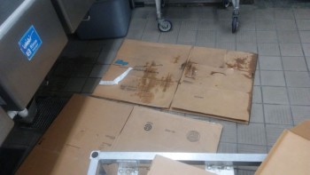 Informe de seguridad alimentaria del consumidor Walmart Supercenter, Lapalco Boulevard, Marrero, LA, USA The meat department is completely hazardous... foto #361