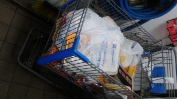 Informe de seguridad alimentaria del consumidor Walmart Supercenter, Lapalco Boulevard, Marrero, LA, USA The meat department is completely hazardous... foto #63
