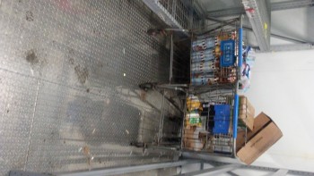 Informe de seguridad alimentaria del consumidor Walmart Supercenter, Lapalco Boulevard, Marrero, LA, USA The meat department is completely hazardous... foto #72