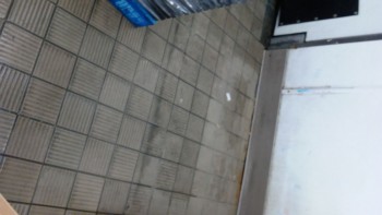 Informe de seguridad alimentaria del consumidor Walmart Supercenter, Lapalco Boulevard, Marrero, LA, USA The meat department is completely hazardous... foto #124