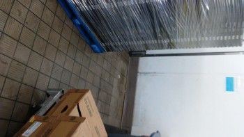 Informe de seguridad alimentaria del consumidor Walmart Supercenter, Lapalco Boulevard, Marrero, LA, USA The meat department is completely hazardous... foto #125