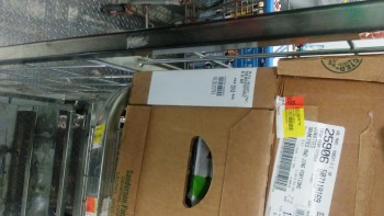 Informe de seguridad alimentaria del consumidor Walmart Supercenter, Lapalco Boulevard, Marrero, LA, USA The meat department is completely hazardous... foto #141