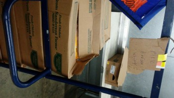 Informe de seguridad alimentaria del consumidor Walmart Supercenter, Lapalco Boulevard, Marrero, LA, USA The meat department is completely hazardous... foto #148
