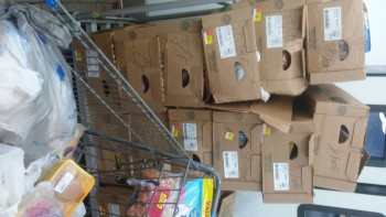 Informe de seguridad alimentaria del consumidor Walmart Supercenter, Lapalco Boulevard, Marrero, LA, USA The meat department is completely hazardous... foto #163