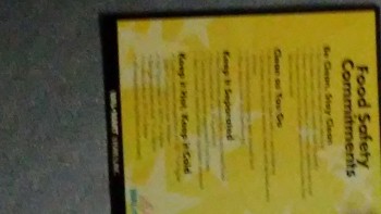 Informe de seguridad alimentaria del consumidor Walmart Supercenter, Lapalco Boulevard, Marrero, LA, USA The meat department is completely hazardous... foto #203