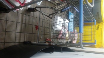 Informe de seguridad alimentaria del consumidor Walmart Supercenter, Lapalco Boulevard, Marrero, LA, USA The meat department is completely hazardous... foto #305
