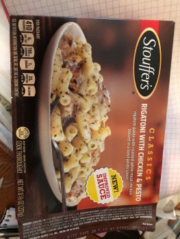 消费者评论 - 食品安全 Food Lion, Shearers Rd, Mooresville, NC, USA Stouffer's rigatoni with chicken pesto 照片 #2