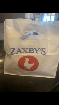 Avaliação do consumidor - Segurança alimentar Zaxby's Chicken Fingers & Buffalo Wings, Benjamin H Hill Drive West, Fitzgerald, GA, USA My chicken... foto #2