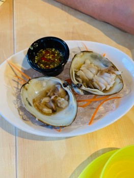 Consumer Review - Food Safety Jalan Riang, Ah Hua Kelong @ Riang, Singapore We had oysters and a clam sashimi along with some othe... photo #2