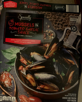 Consumer Review - Food Safety Mussels - Aldi's , Portage, WI, USA Specially Selected Mussels in Tomato Sauce. Violent shellfish fo... photo #2