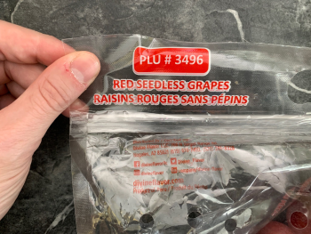 Verbraucherbewertung – Lebensmittelsicherheit Publix Super Market on 34th Street North, 34th Street North, St. Petersburg, FL, USA Grapes I ate th... Foto #2