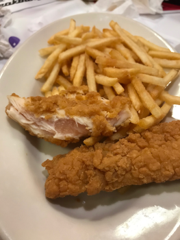 Verbraucherbewertung – Lebensmittelsicherheit Steak 'n Shake, Linton Boulevard, Delray Beach, FL, USA My 2 year old son was halfway through his ch... Foto #3