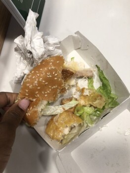Consumer Food Safety Report McDonald's Thornton Heath, 935-943 London Rd, Thornton Heath CR7 6XJ, United Kingdom Undercooked pou... photo #2