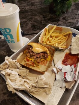 Consumer Food Safety Report McDonald's, Lake City, FL, USA so y'all are serving undercooked burgers now? This just came with my... photo #2