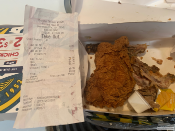 Verbraucherbewertung – Lebensmittelsicherheit Church's Chicken, New Hope Road, Lawrenceville, GA, USA I purchased it around 3 or 4pm ate two piece... Foto #3