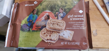 Avaliação do consumidor - Segurança alimentar Girl Scout Cookies, Springfield, New Jersey, USA After eating 1 of the s'mores cookies i just had de... foto #2