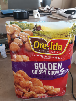 Consumer Review - Food Safety Rays Food Place, Northeast 3rd Street, Prineville, Oregon, USA Frozen crispy crowns heated up I noti... photo #1