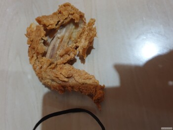 Consumer Review - Food Safety KFC, Benoa, Kec. Kuta Sel., Kabupatén Badung, Bali, Indonesia I was hungry so i ordered wing bucket... photo #3