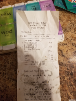 Consumer Review - Food Safety Zaxby's Chicken Fingers & Buffalo Wings, Treasury Drive Southeast, Cleveland, Tennessee, USA I was h... photo #2