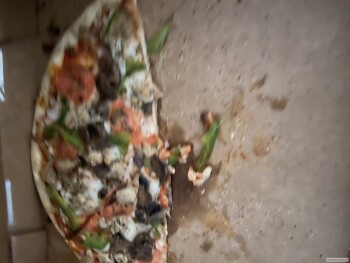 Verbraucherbewertung – Lebensmittelsicherheit Peter Piper Pizza, Horizon Boulevard, Horizon City, TX, USA The only thing we all ate was pizza last... Foto #3