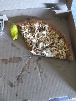 消费者评论 - 食品安全 Papa John's Pizza, 701 W East Cesar E Chavez Avenue #109, Los Angeles, CA 90012, United States I ate... 照片 #5