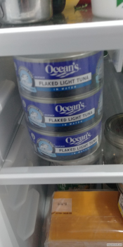 Consumer Review - Food Safety Ocean's Flaked Light Tuna, Real Canadian Superstore, 1385 Sargent Ave, Winnipeg, MB R3E 3P8, Canada... photo #1