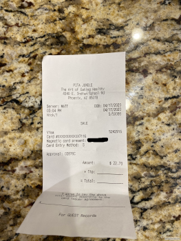 消费者评论 - 食品安全 Pita Jungle, 4340 E Indian School Rd, Phoenix, AZ 85018, USA Philly chicken pita My husband ate the... 照片 #2
