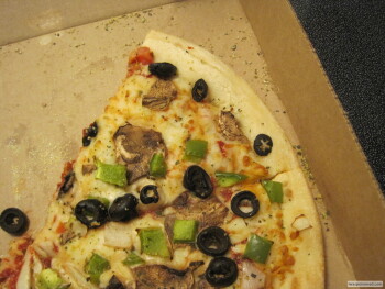 Consumer Review - Food Safety Little Caesars Pizza, Hillside Avenue, Victoria, BC, Canada On May 3rd, 2020, I ordered a medium veg... photo #4