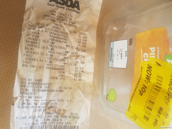 Consumer Review - Food Safety Asda Tunstall Superstore, Scotia Road, Tunstall, Stoke-on-Trent, UK Fresh pineapple chunks reduced t... photo #3