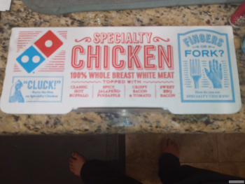 مراجعة المستهلك - سلامة الغذاء Domino's Pizza, 6th Avenue, San Diego, CA, USA I ordered a chicken sandwhich from there and ate half... صورة فوتوغرافية #1