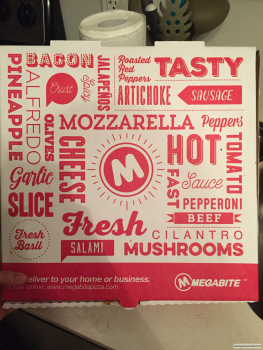 Verbraucherbewertung – Lebensmittelsicherheit Megabite Granville St., Granville Street, Vancouver, BC, Canada Pizza from here We got a pepperoni p... Foto #3