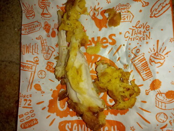 Consumer Review - Food Safety Popeyes Louisiana Kitchen, Antoine Drive, Houston, TX, USA Went @ 11:19 ordered classic chicken comb... photo #3